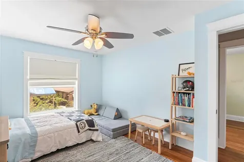 117 W Giddens Avenue Tampa FL 33603