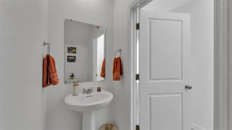 1985 Sarah Street Winter Haven FL 33884