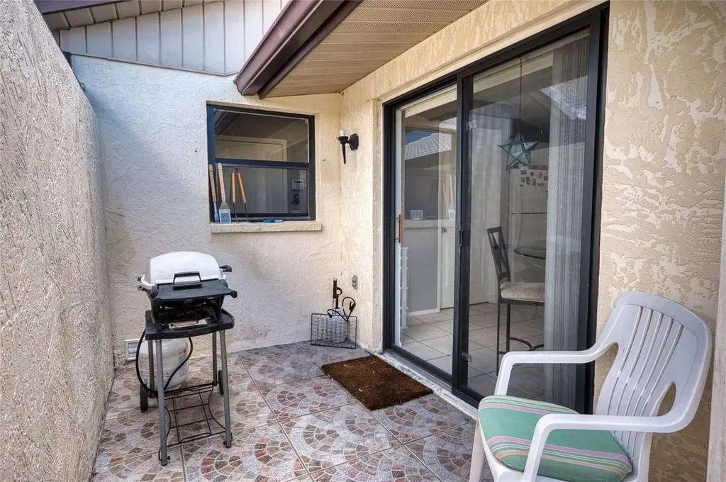 76 Sandstone Circle Venice FL 34293