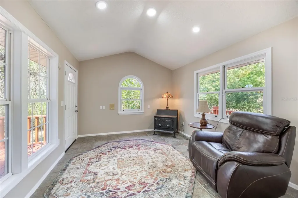 111 Kirby Trail Melrose FL 32666