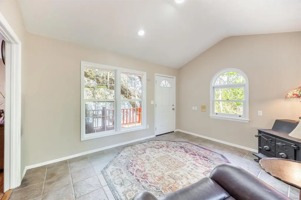 111 Kirby Trail Melrose FL 32666