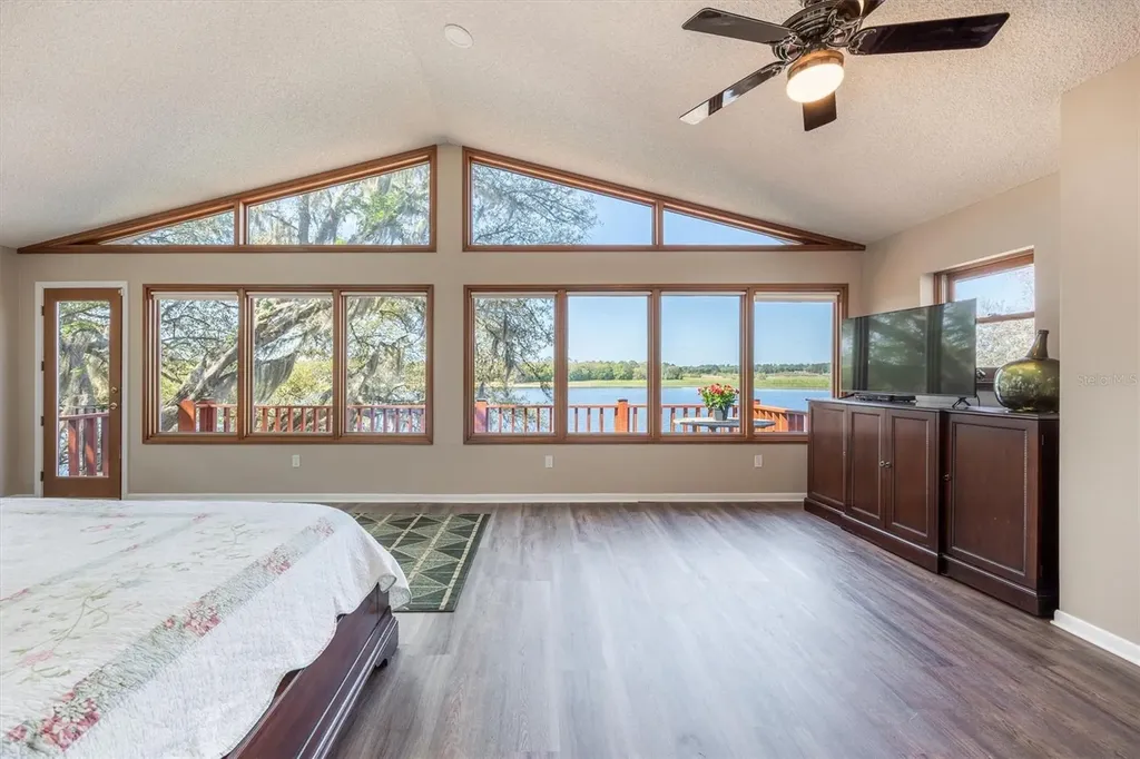 111 Kirby Trail Melrose FL 32666