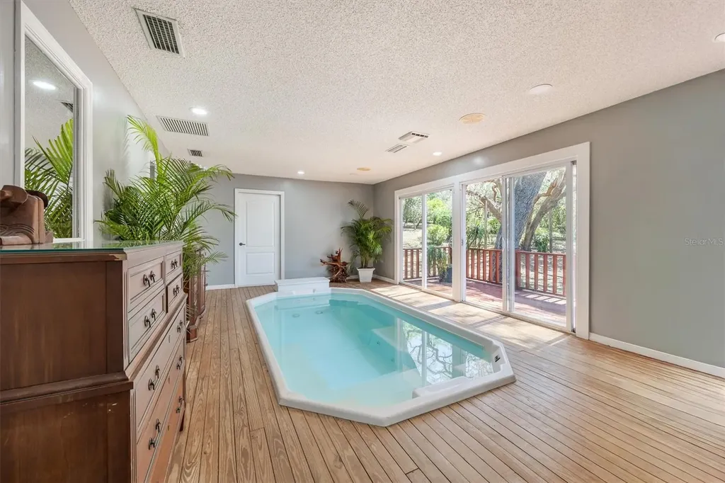 111 Kirby Trail Melrose FL 32666