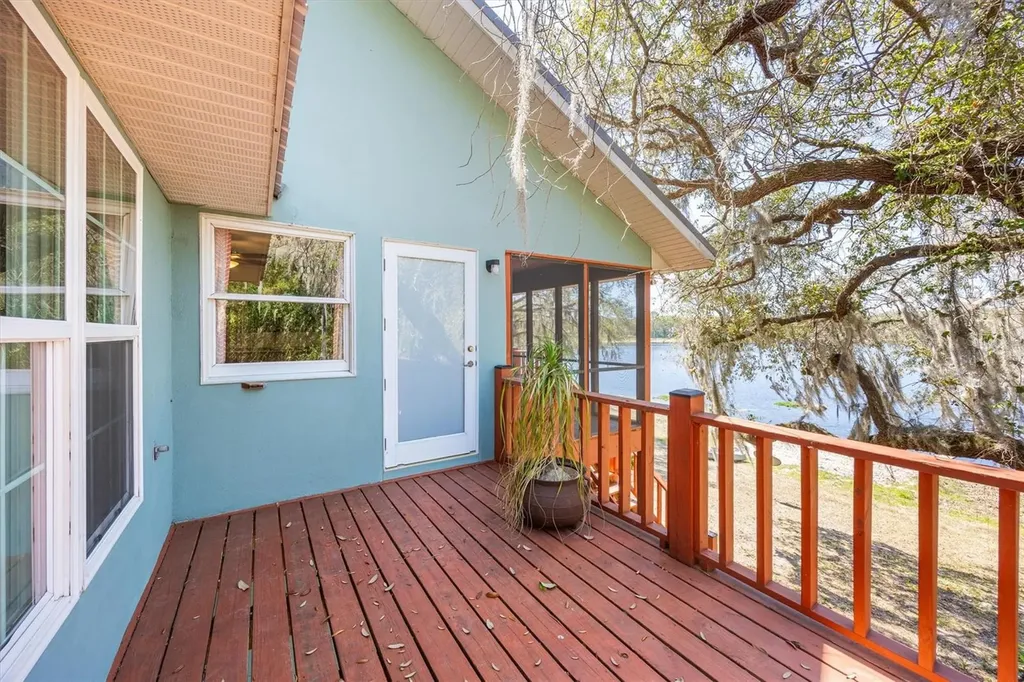 111 Kirby Trail Melrose FL 32666