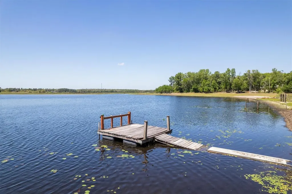111 Kirby Trail Melrose FL 32666