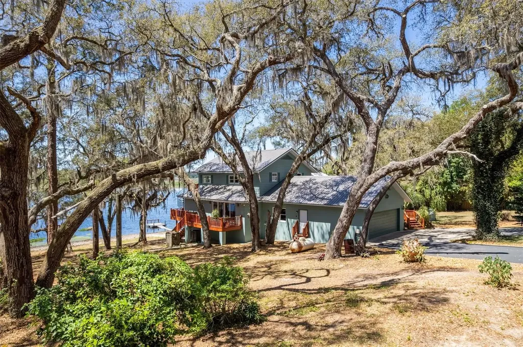 111 Kirby Trail Melrose FL 32666