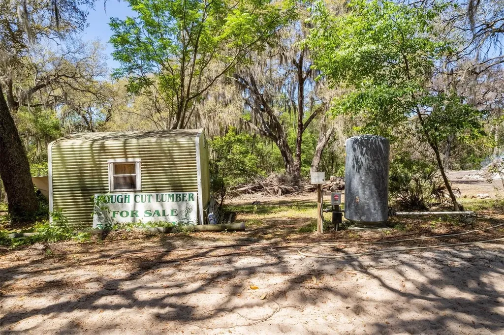 111 Kirby Trail Melrose FL 32666