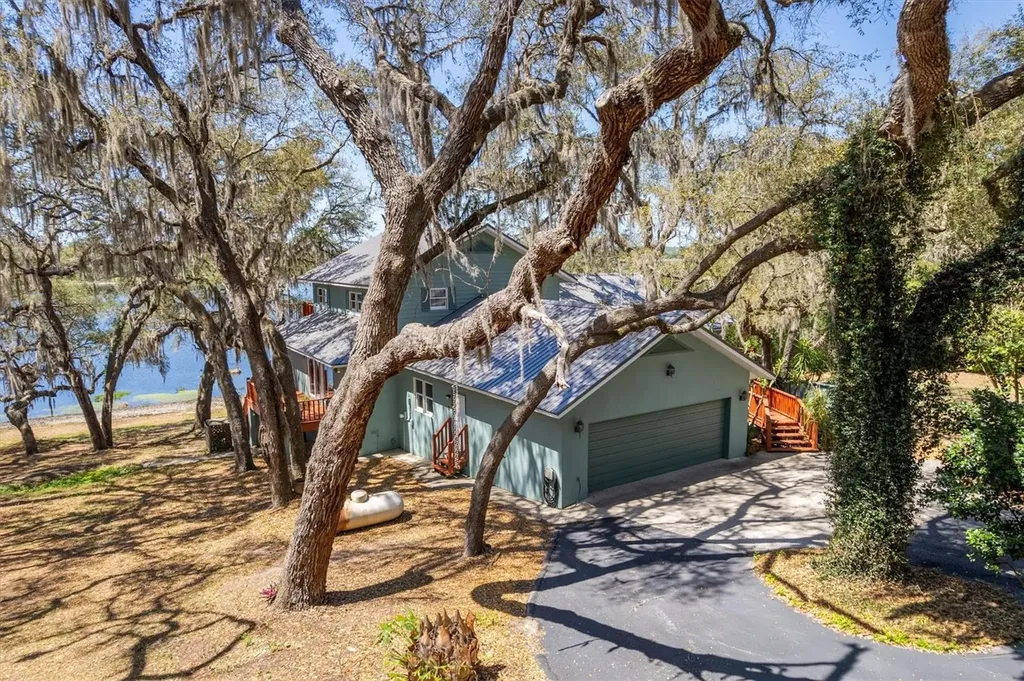 111 Kirby Trail Melrose FL 32666
