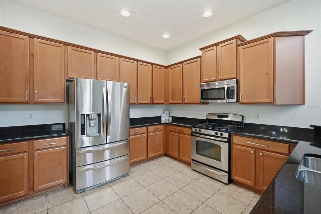 11310 Winthrop Lake Drive Riverview FL 33578