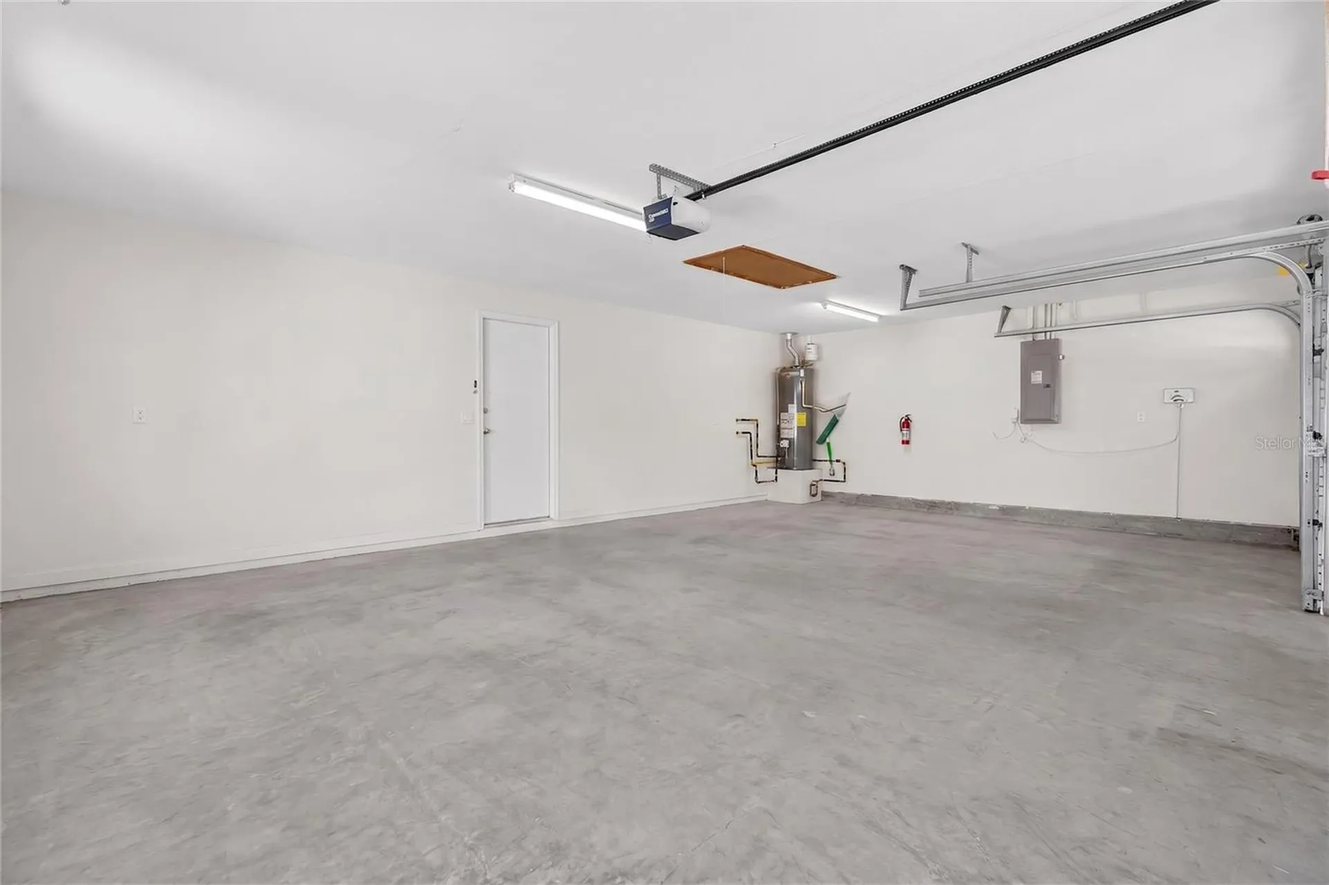 10206 Shadow Branch Drive Tampa FL 33647