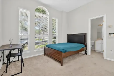10206 Shadow Branch Drive Tampa FL 33647