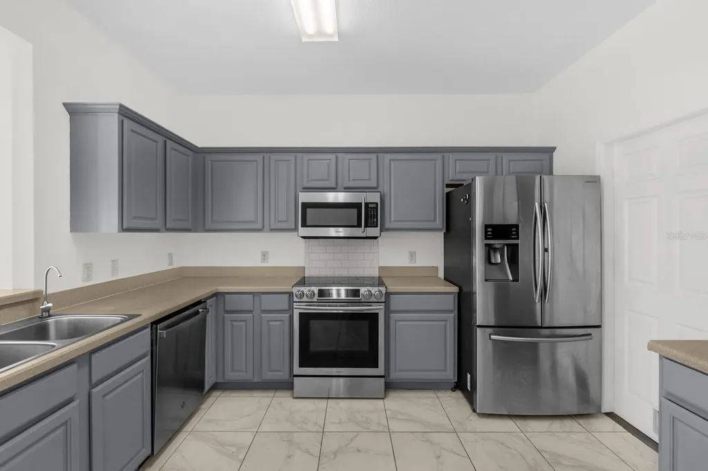 5090 NE 122nd Boulevard Oxford FL 34484