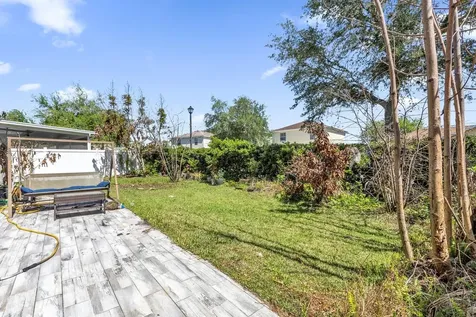 5090 NE 122nd Boulevard Oxford FL 34484