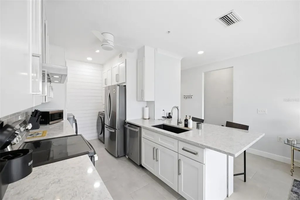 210 3rd Street W Bradenton FL 34205