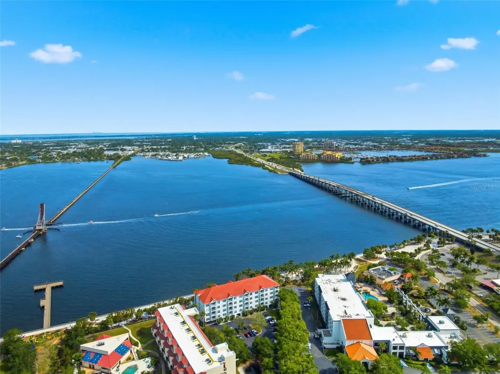 210 3rd Street W Bradenton FL 34205