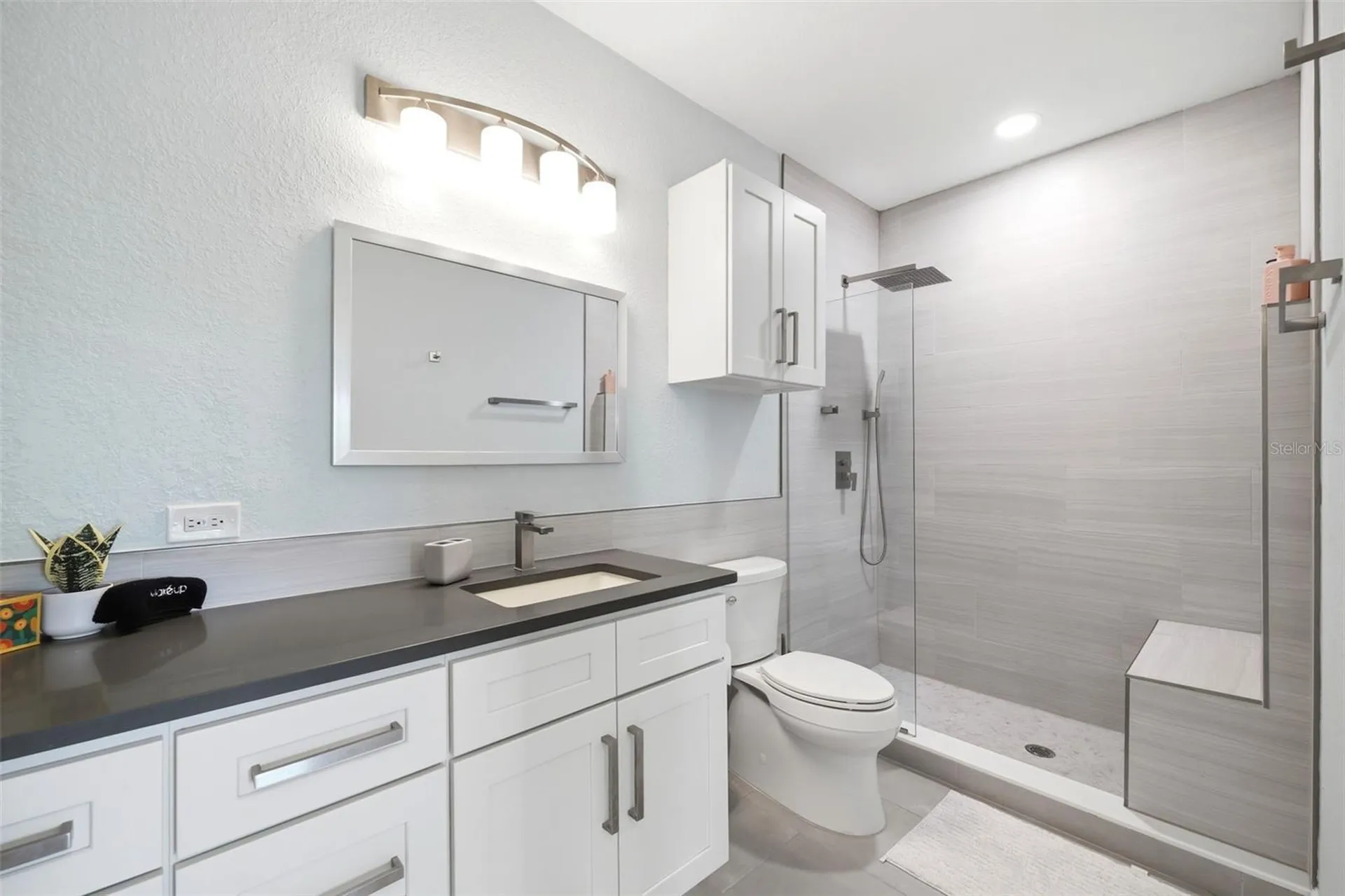 210 3rd Street W Bradenton FL 34205