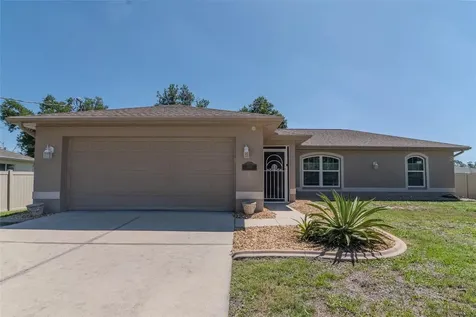 1448 Helvenston Street North Port FL 34288