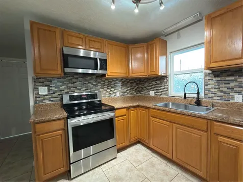 4850 Lake Shore Drive St Cloud FL 34772