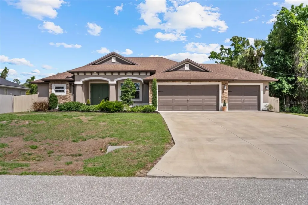 1538 Keyhole Street North Port FL 34288
