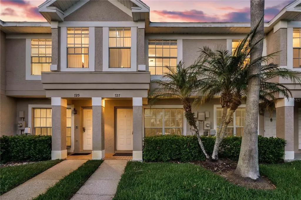 727 Kensington Lake Circle Brandon FL 33511