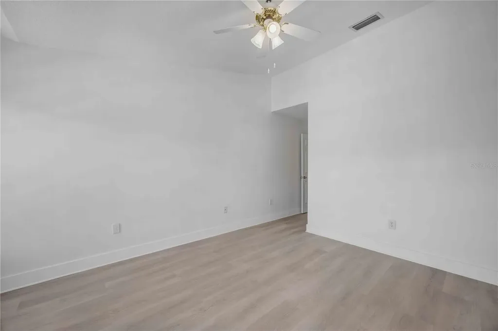 727 Kensington Lake Circle Brandon FL 33511