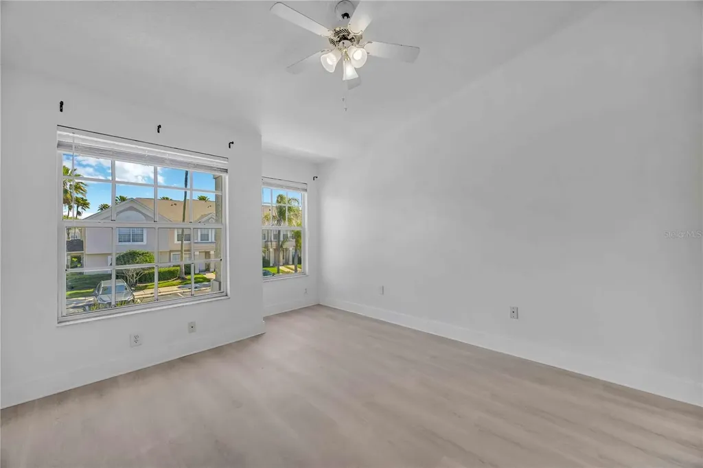 727 Kensington Lake Circle Brandon FL 33511