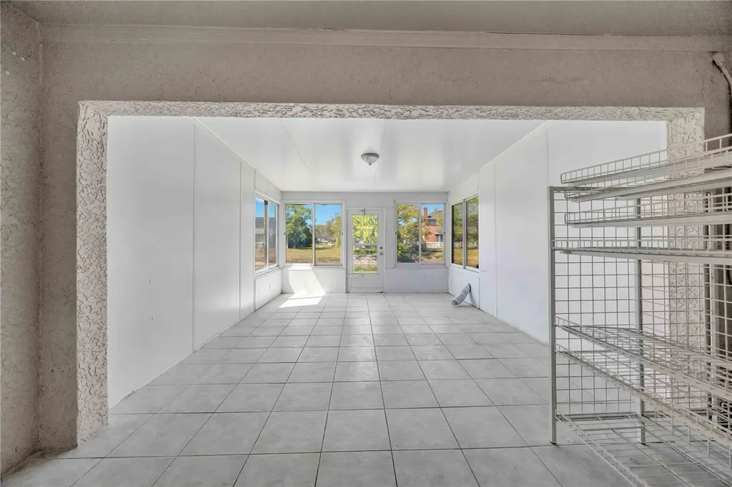 727 Kensington Lake Circle Brandon FL 33511