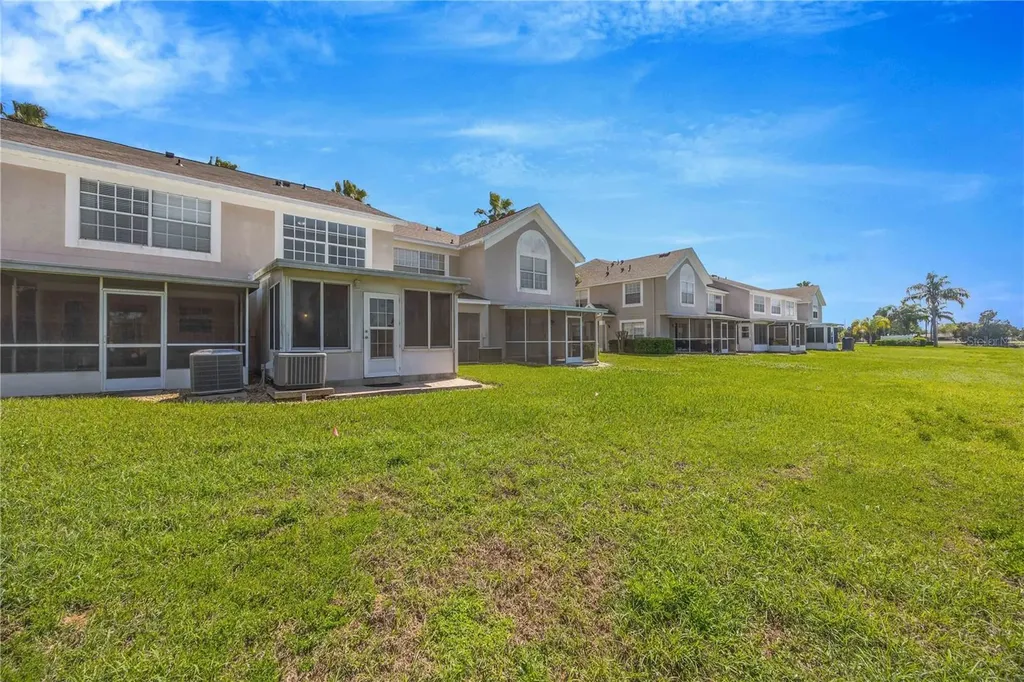 727 Kensington Lake Circle Brandon FL 33511
