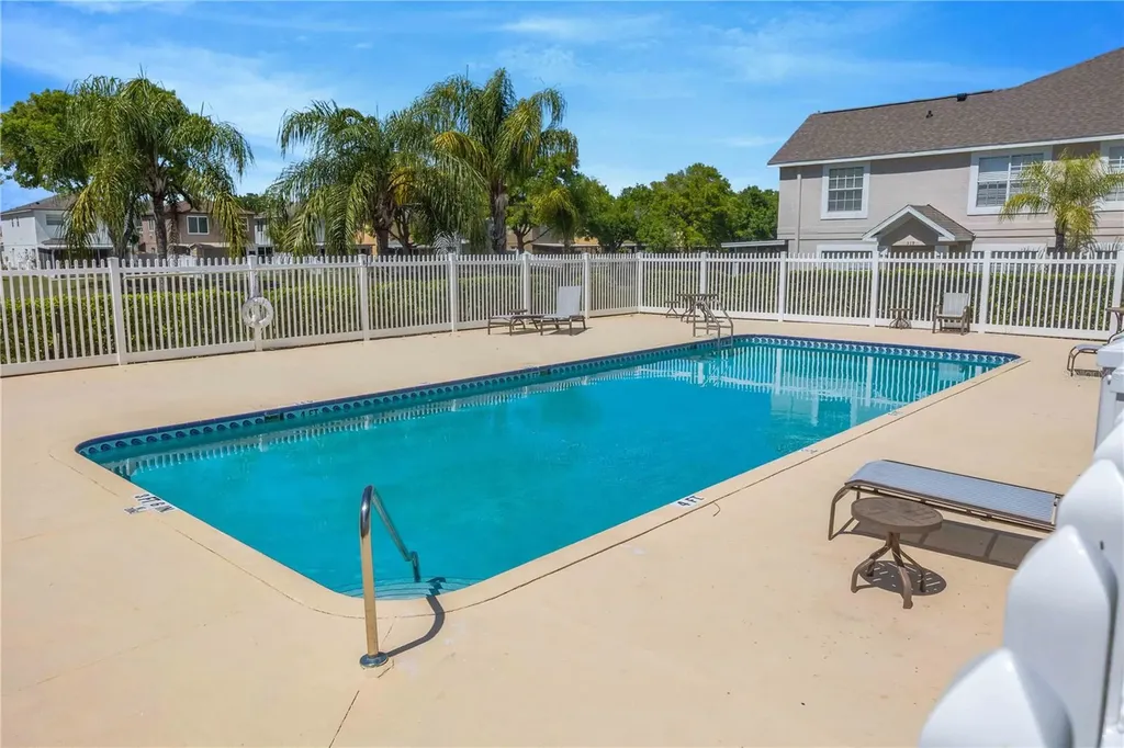 727 Kensington Lake Circle Brandon FL 33511
