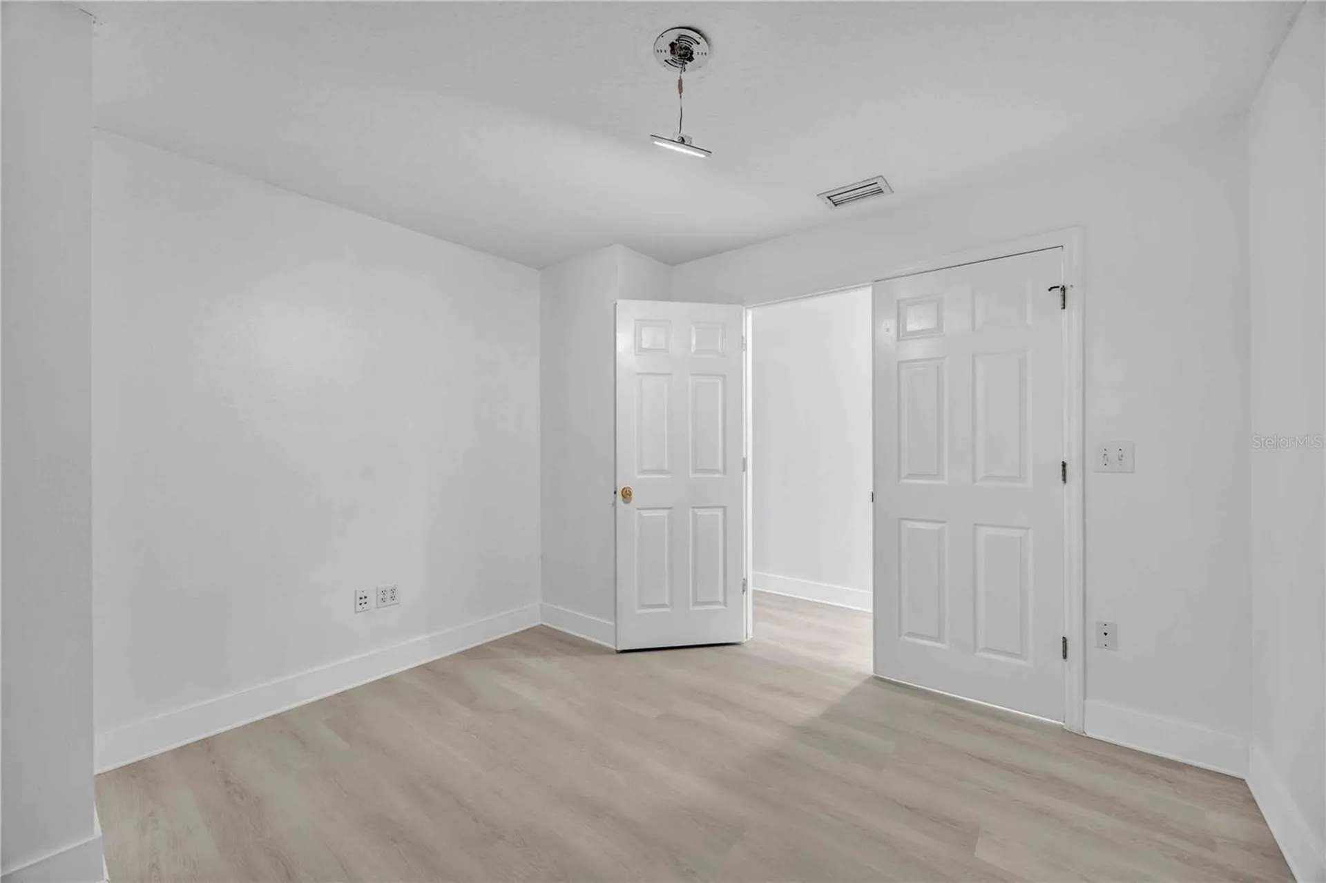 727 Kensington Lake Circle Brandon FL 33511