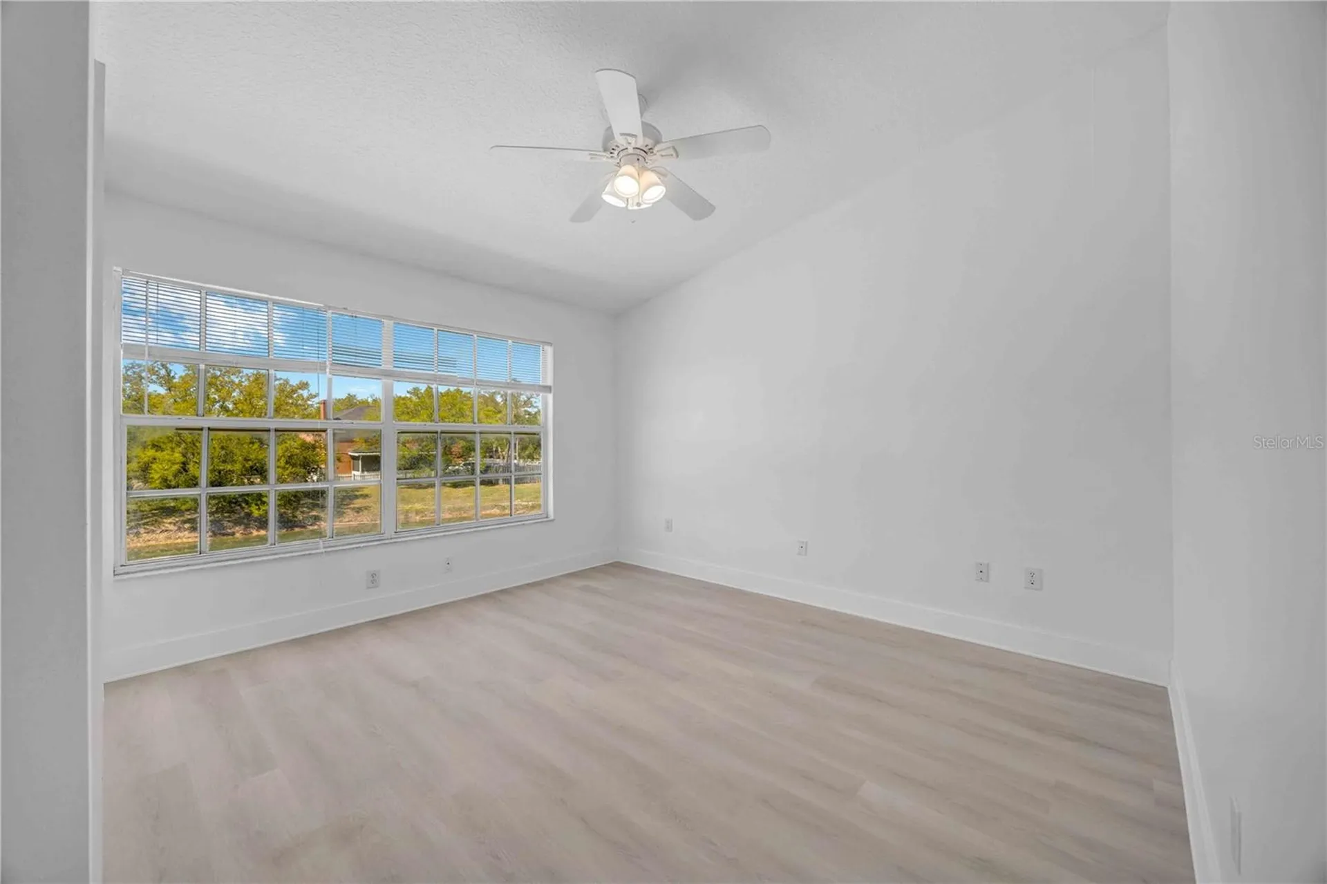 727 Kensington Lake Circle Brandon FL 33511