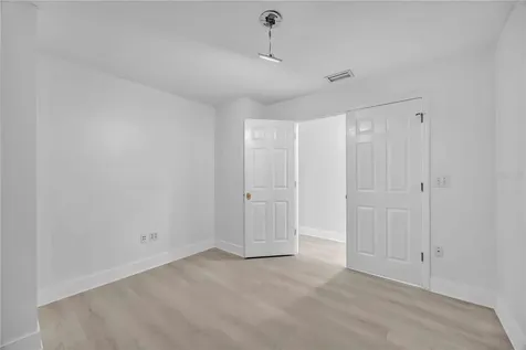 727 Kensington Lake Circle Brandon FL 33511