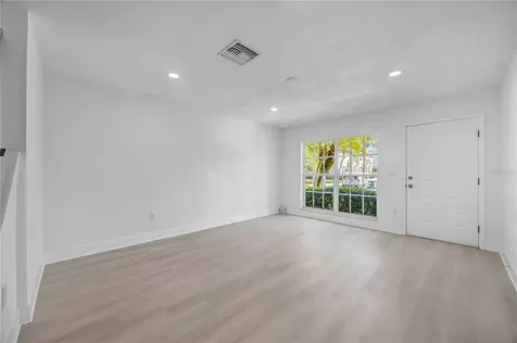 727 Kensington Lake Circle Brandon FL 33511