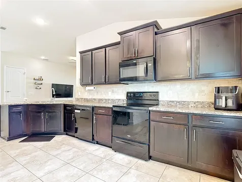 818 Landmark Hills Drive Haines City FL 33844