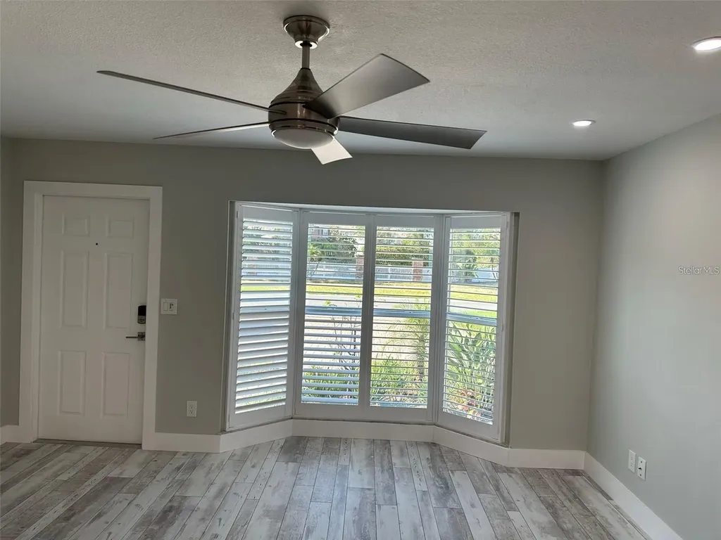 440 50th Avenue N St Petersburg FL 33703