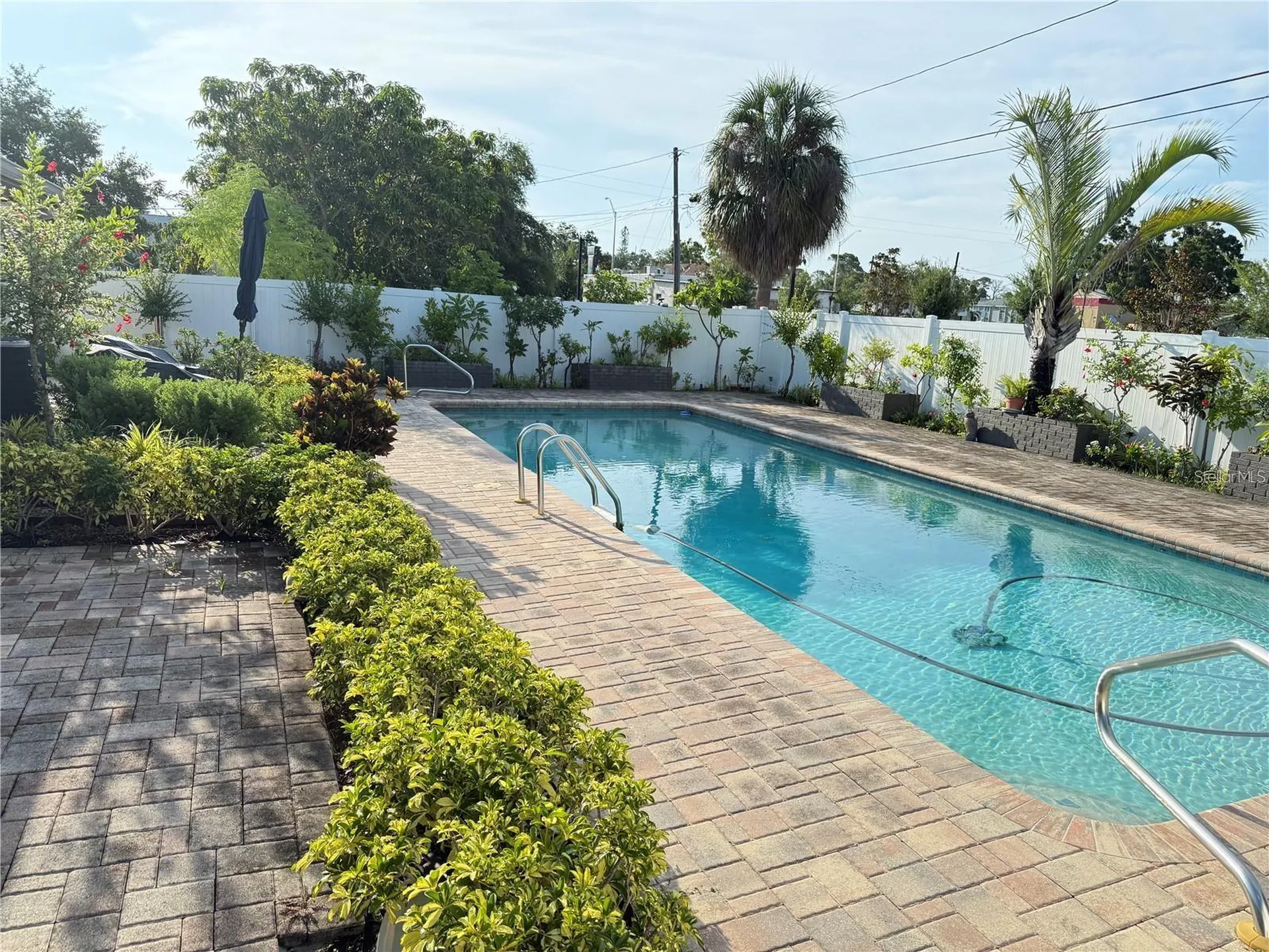 440 50th Avenue N St Petersburg FL 33703