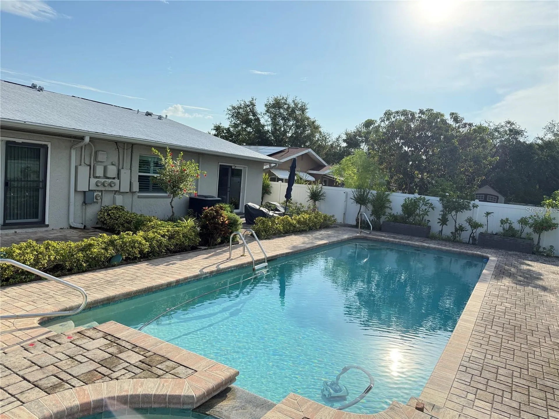 440 50th Avenue N St Petersburg FL 33703