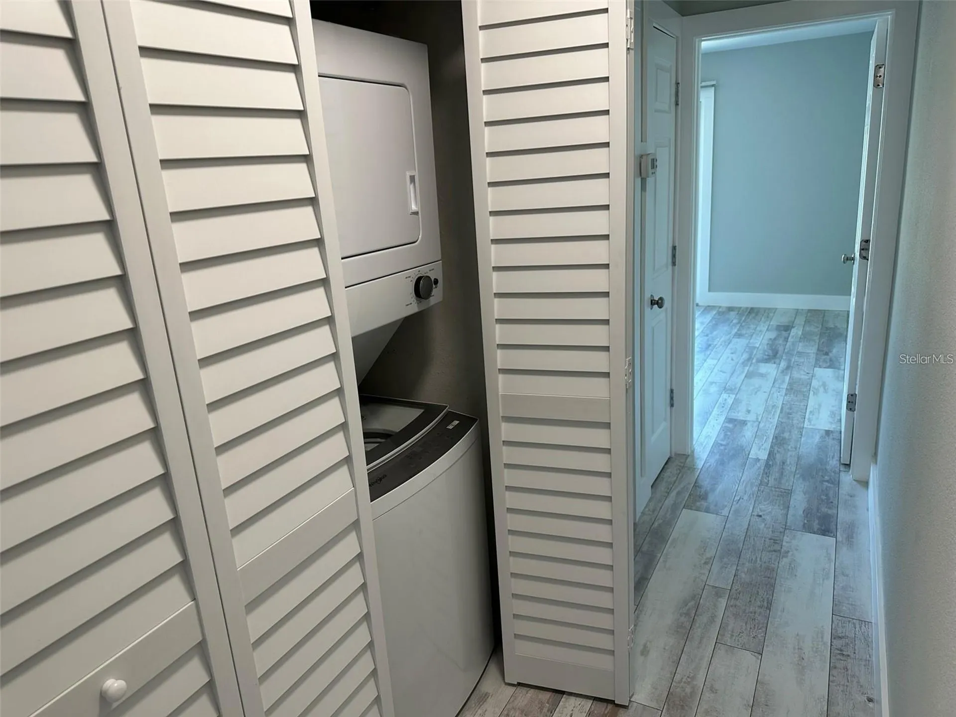 440 50th Avenue N St Petersburg FL 33703