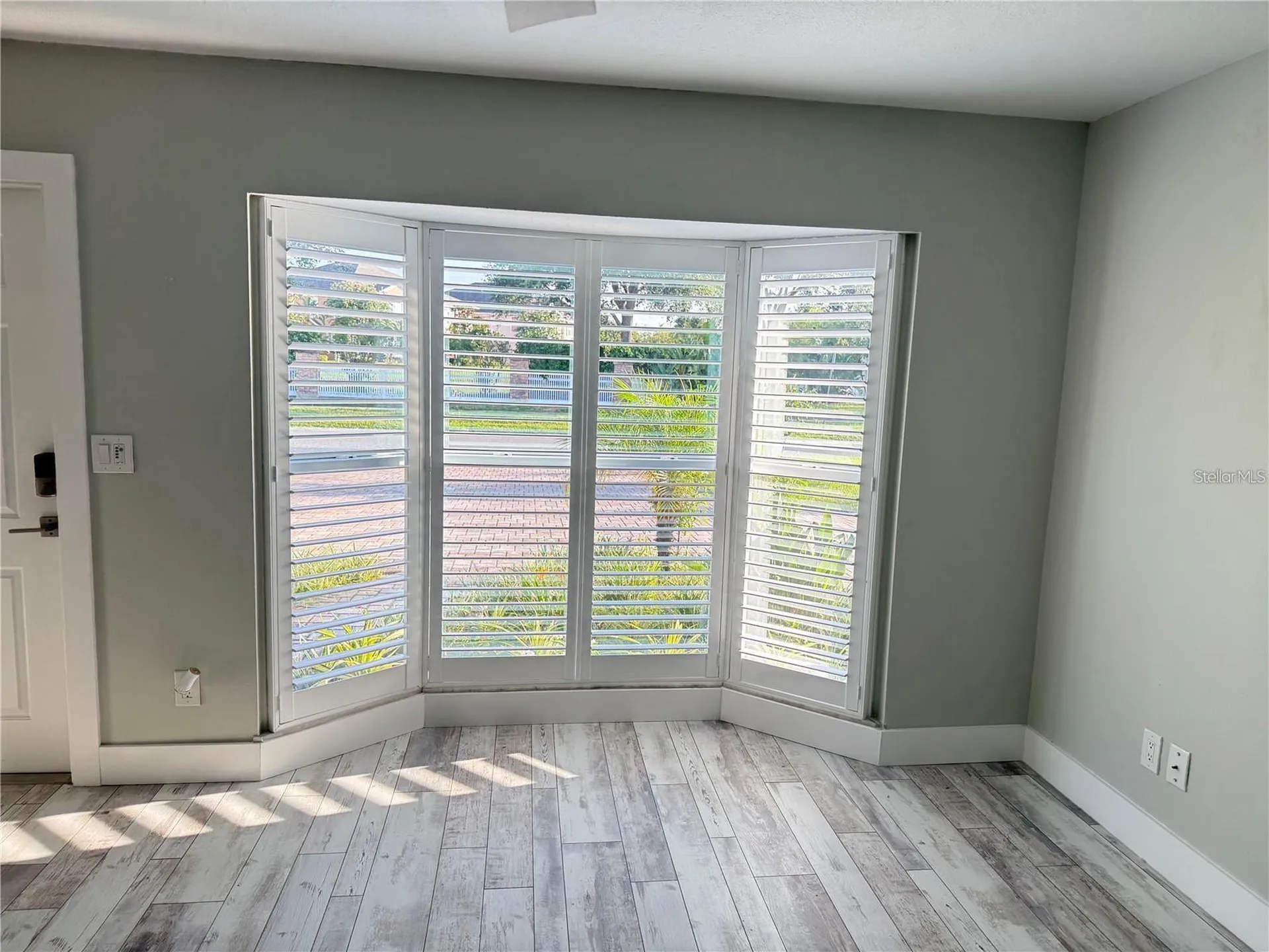 440 50th Avenue N St Petersburg FL 33703