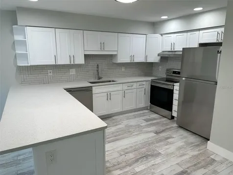 440 50th Avenue N St Petersburg FL 33703