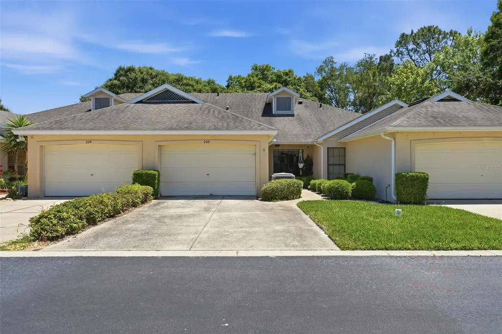 220 Juniper Way Tavares FL 32778