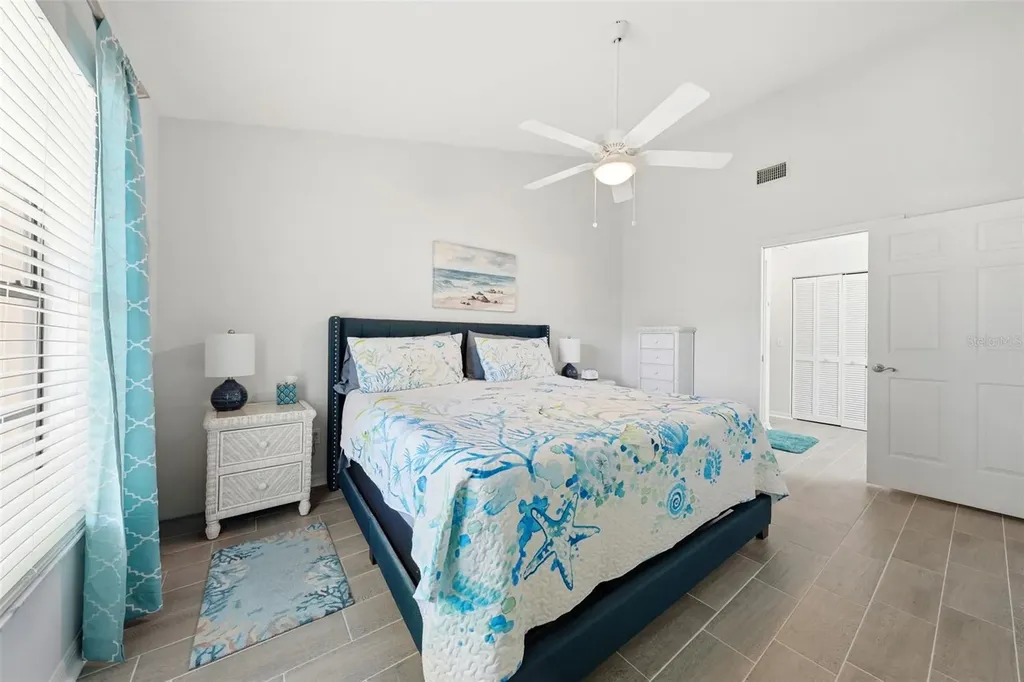 220 Juniper Way Tavares FL 32778