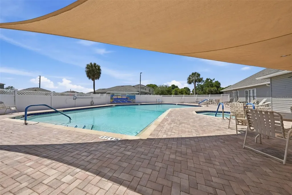 220 Juniper Way Tavares FL 32778