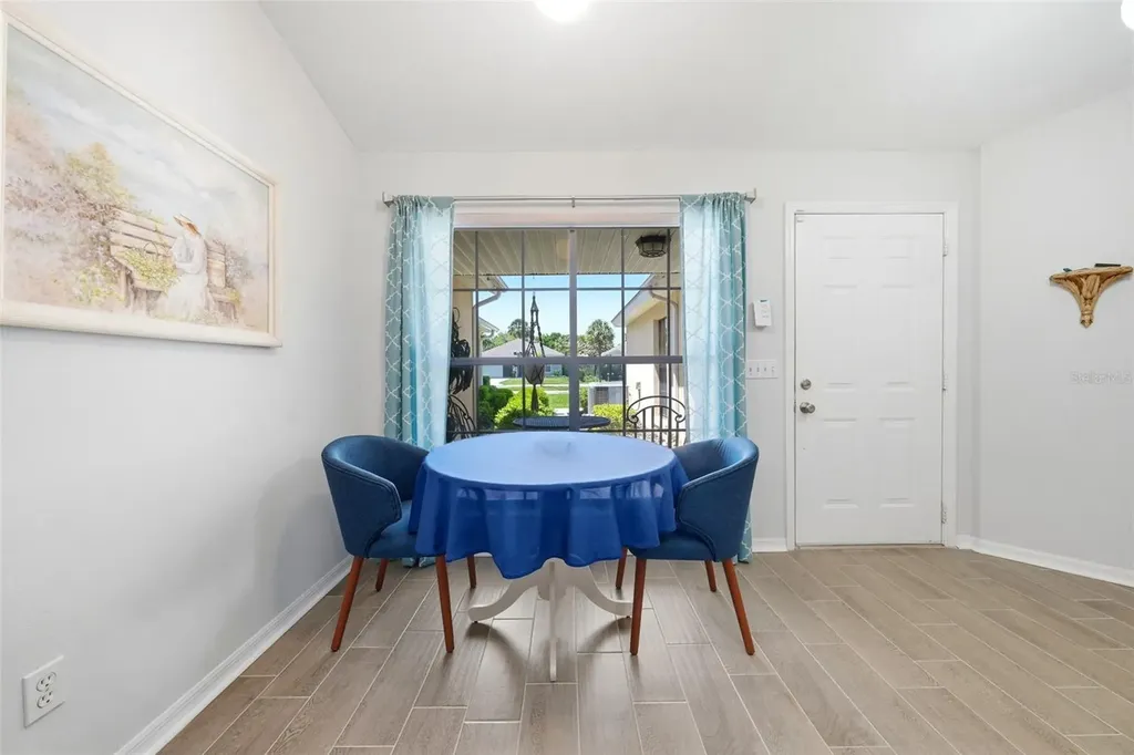 220 Juniper Way Tavares FL 32778