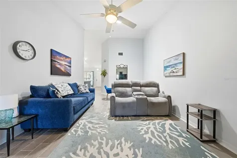 220 Juniper Way Tavares FL 32778