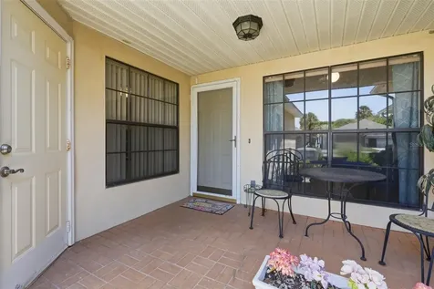220 Juniper Way Tavares FL 32778