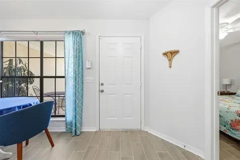 220 Juniper Way Tavares FL 32778