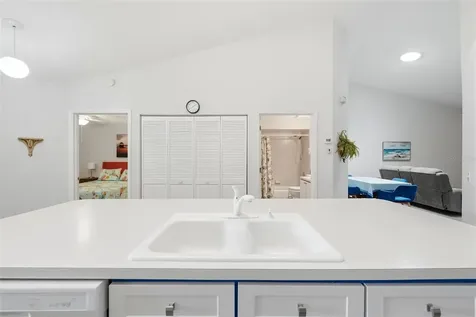220 Juniper Way Tavares FL 32778
