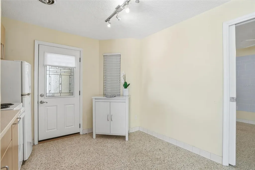 145 10th Avenue N St Petersburg FL 33701