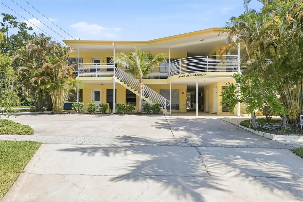 145 10th Avenue N St Petersburg FL 33701